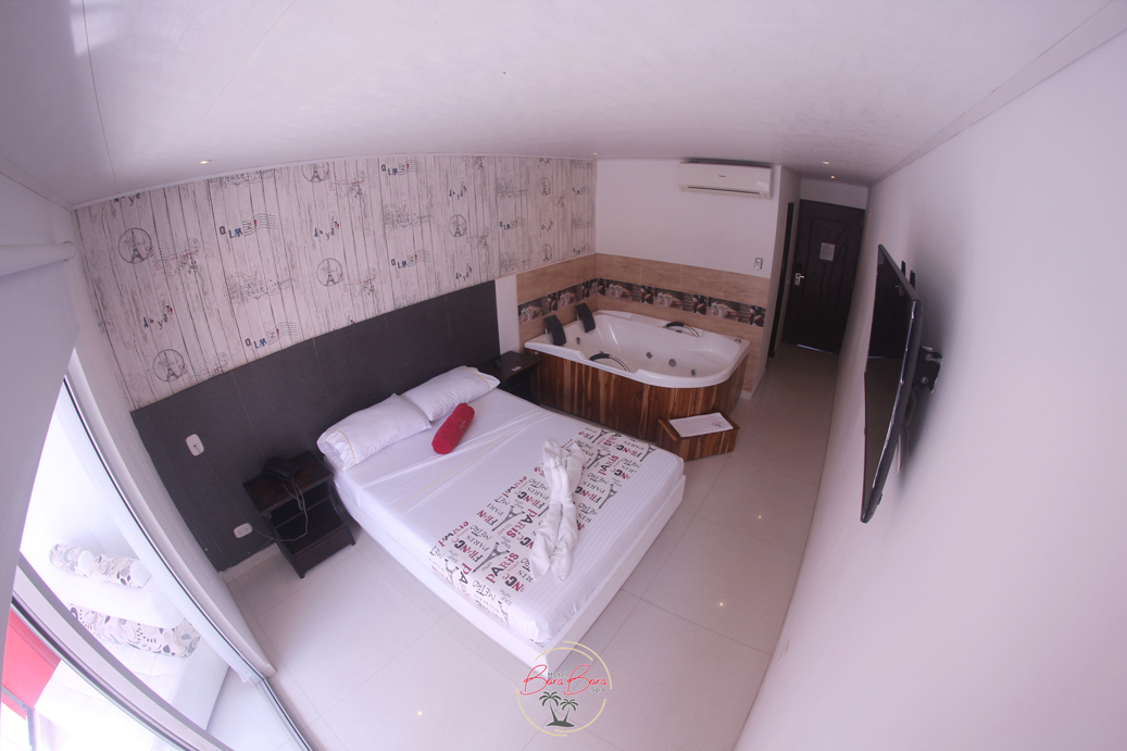 Habitación Suite Jacuzzi - Hotel Bora Bora Melgar-1